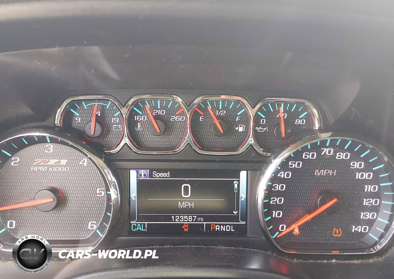 2018 Chevrolet Silverado 1500 2Lt VIN:3GCUKREC9JG247257 - 7