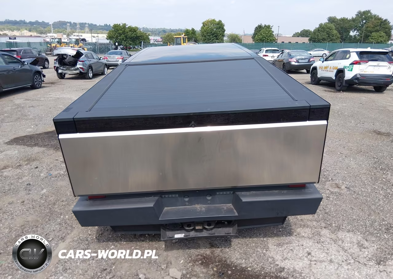 2025 Tesla Cybertruck All-Wheel Drive VIN:7G2CEHED1SA074776 - 17