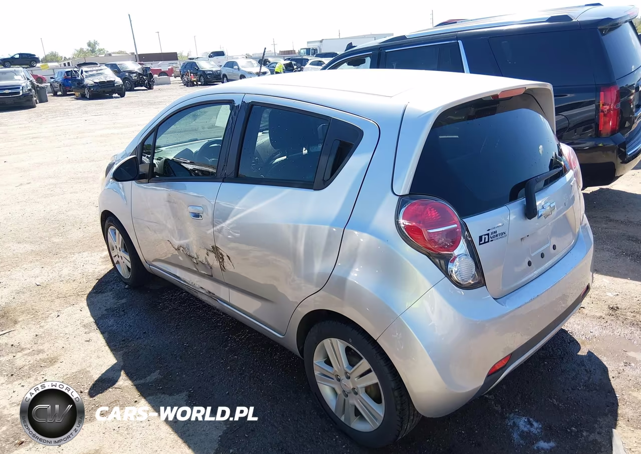2015 Chevrolet Spark Ls Cvt VIN:KL8CB6S99FC803170 - 3