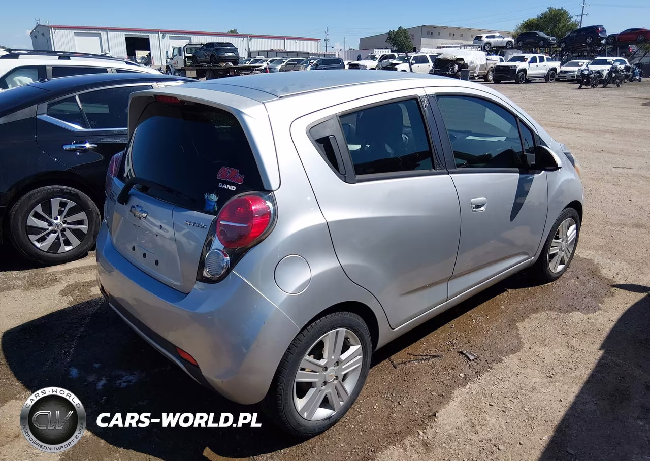 2015 Chevrolet Spark Ls Cvt VIN:KL8CB6S99FC803170 - 4