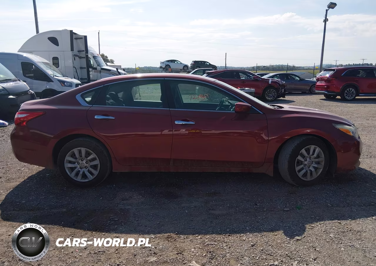 2017 Nissan Altima 2.5 S VIN:1N4AL3AP2HN327495 - 13