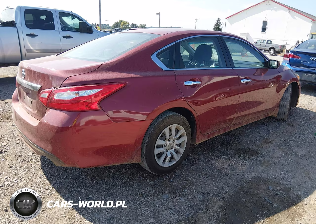 2017 Nissan Altima 2.5 S VIN:1N4AL3AP2HN327495 - 4