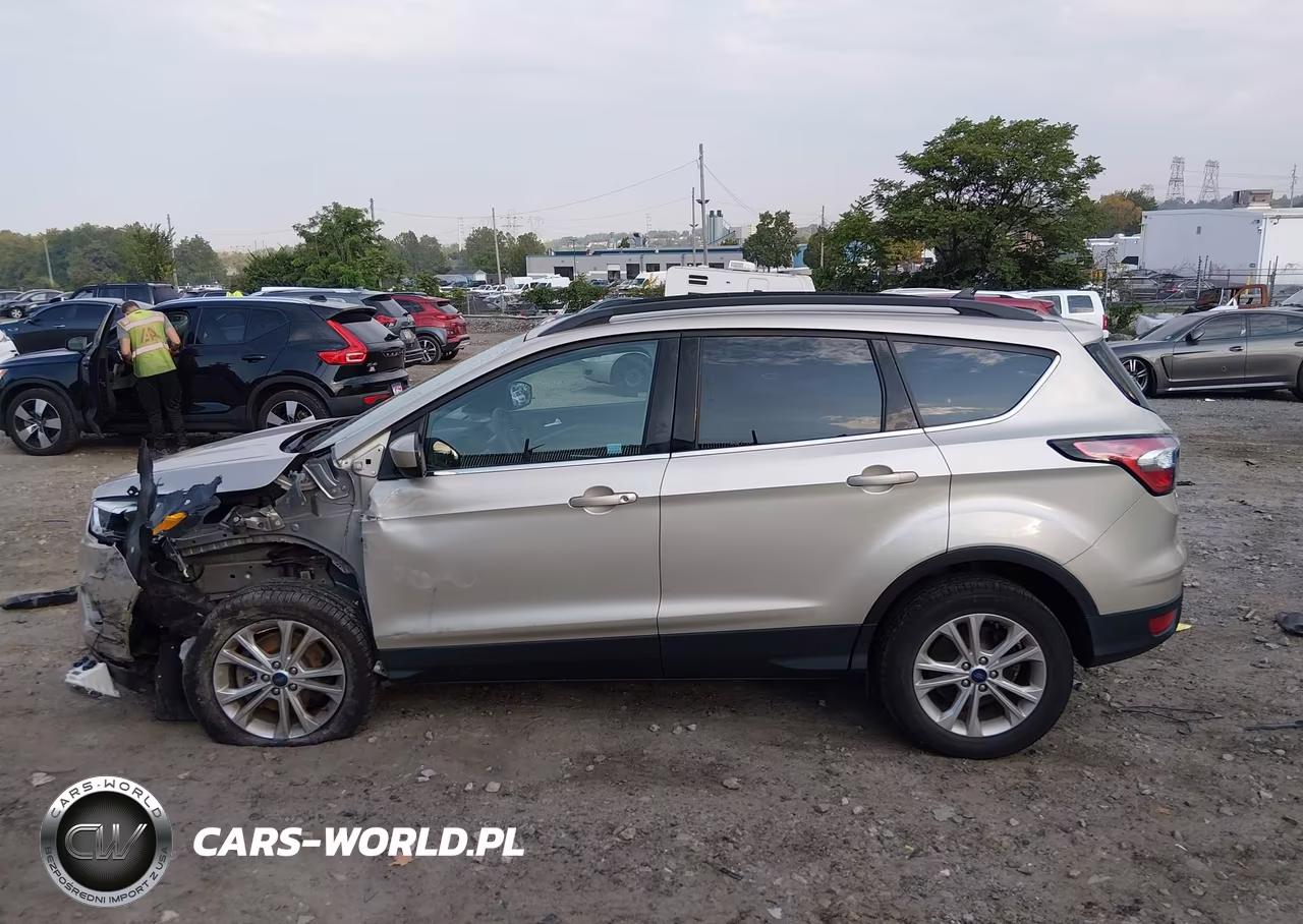 2018 Ford Escape Se VIN:1FMCU9GD7JUC54275 - 14