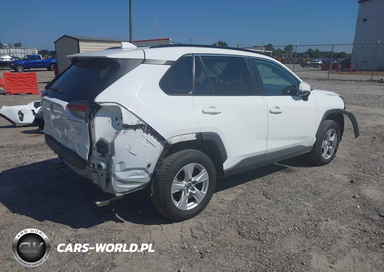 2021 Toyota Rav4 Xle VIN:2T3P1RFV8MC141596 - 4