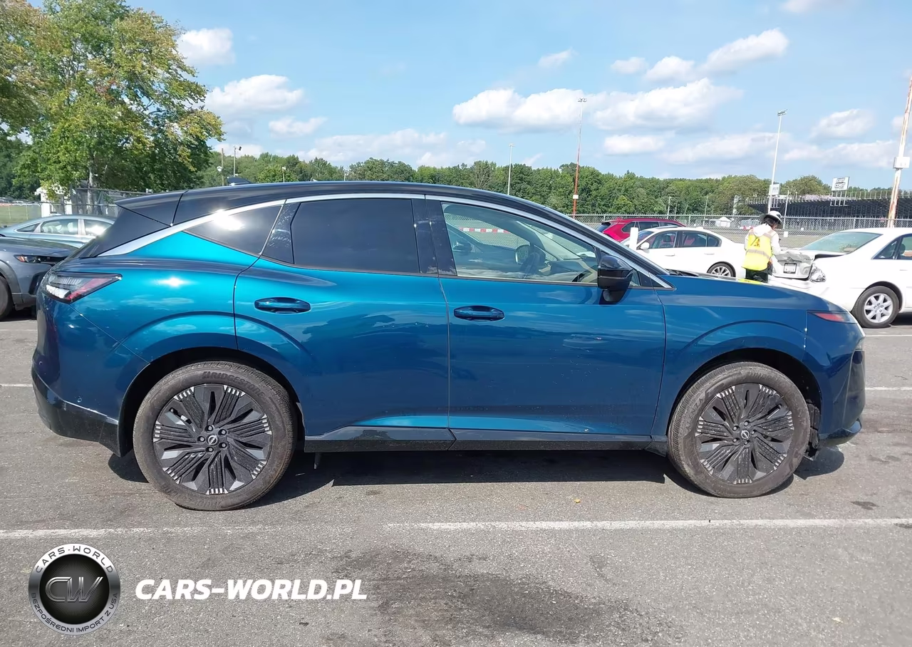2025 Nissan Murano Platinum VIN:5N1AZ3DTXSC131465 - 13