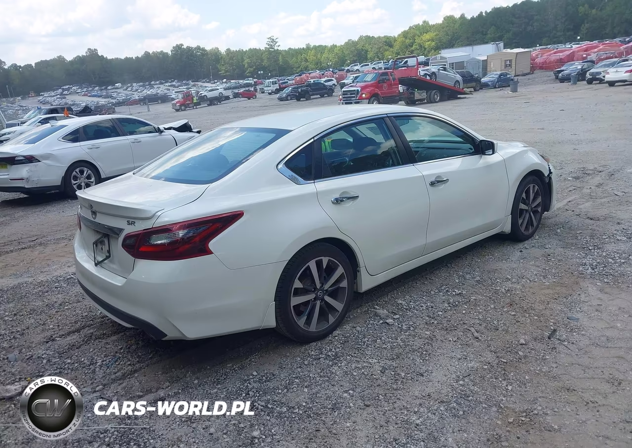 2017 Nissan Altima 2.5 Sr VIN:1N4AL3AP9HC480998 - 4