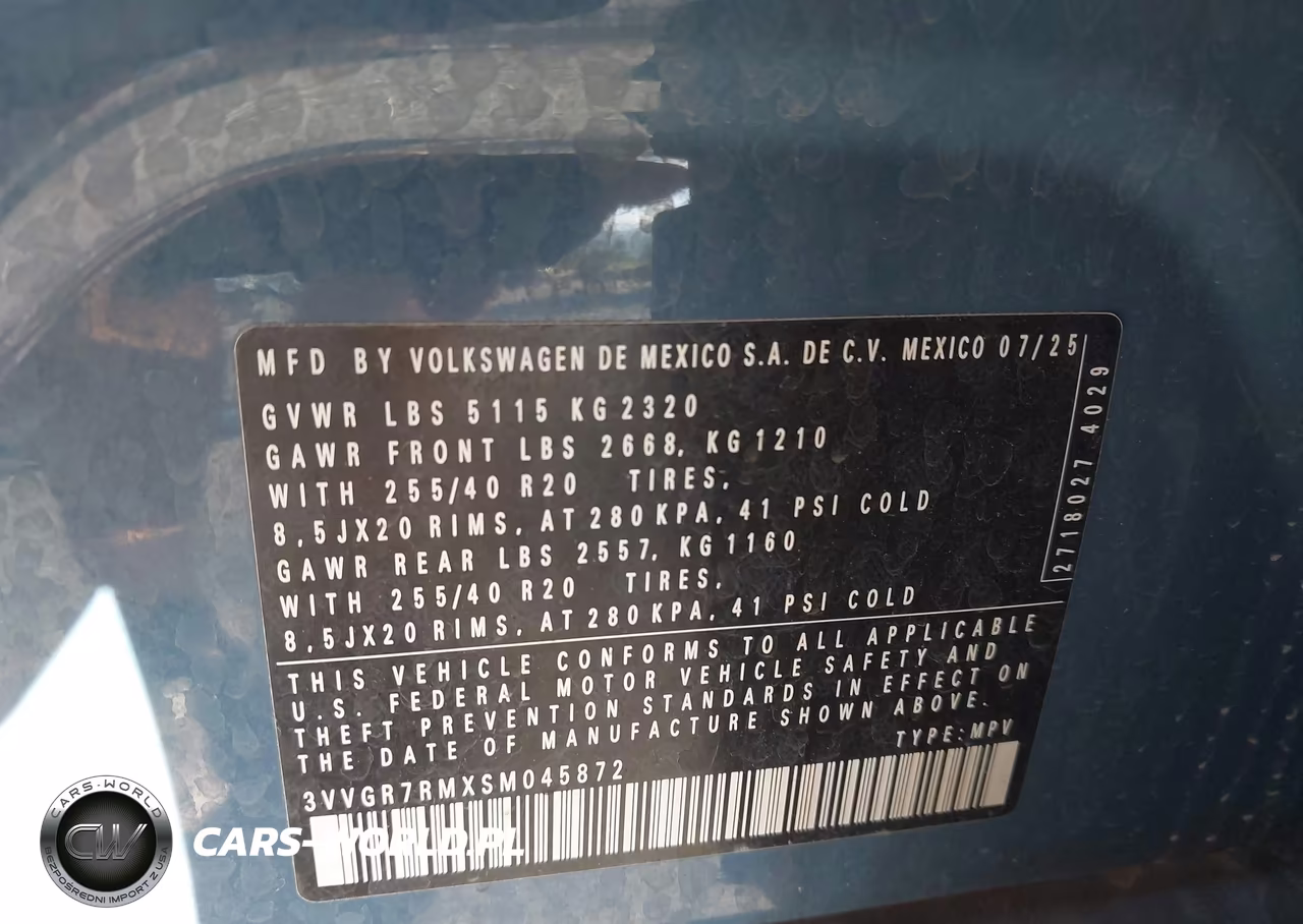 2025 Volkswagen Tiguan 2.0T Se R-Line Black VIN:3VVGR7RMXSM045872 - 9