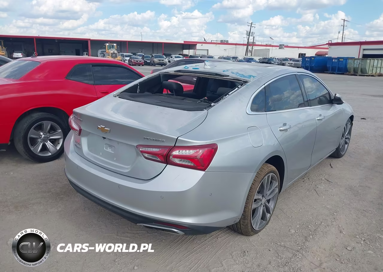 2019 Chevrolet Malibu Premier VIN:1G1ZE5SX8KF218986 - 4