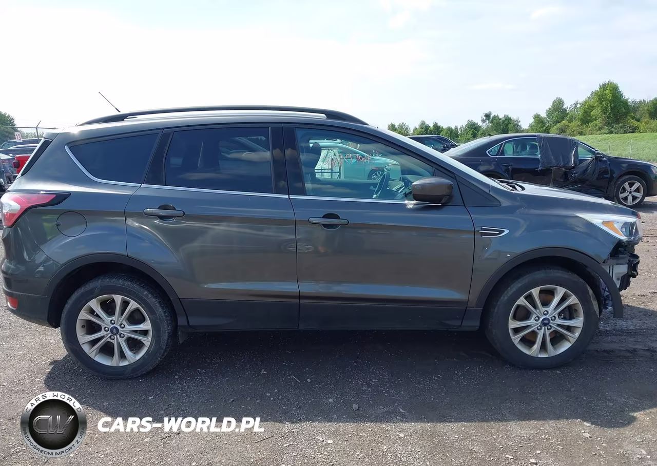2018 Ford Escape Se VIN:1FMCU9GD5JUD13095 - 14