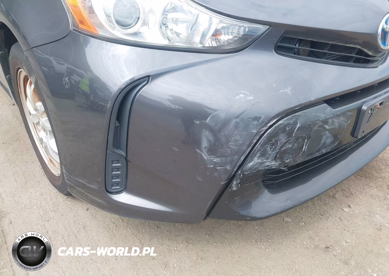2015 Toyota Prius V Two VIN:JTDZN3EU4FJ038100 - 6