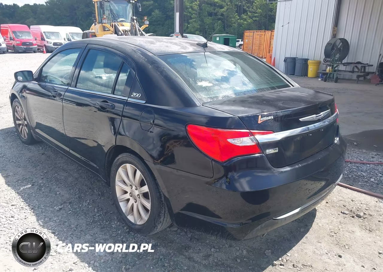 2013 Chrysler 200 Touring VIN:1C3CCBBG2DN731651 - 3