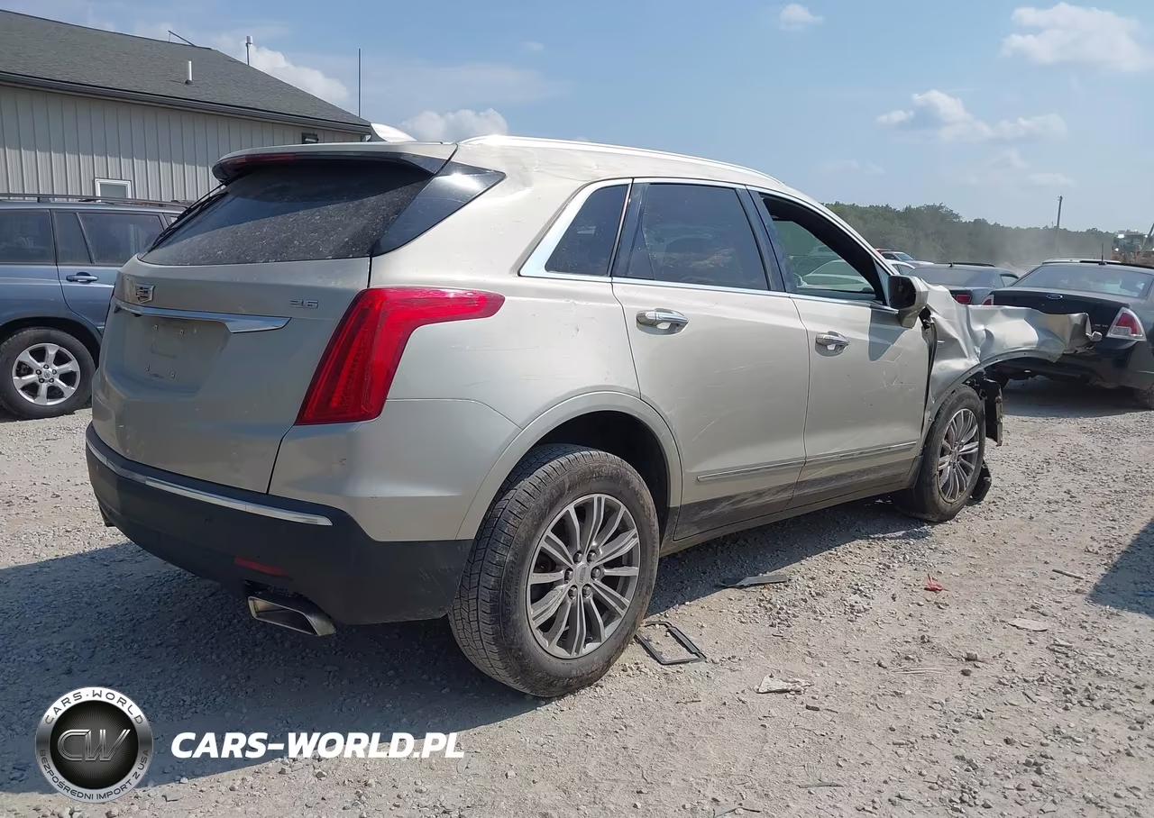 2017 Cadillac Xt5 Luxury VIN:1GYKNBRS8HZ173552 - 4