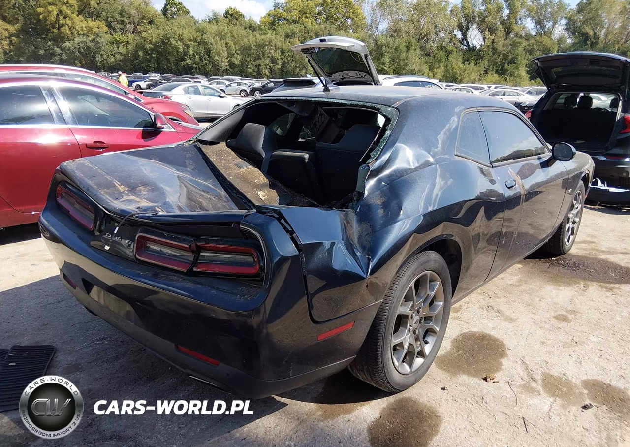2017 Dodge Challenger Gt VIN:2C3CDZGG4HH556140 - 4
