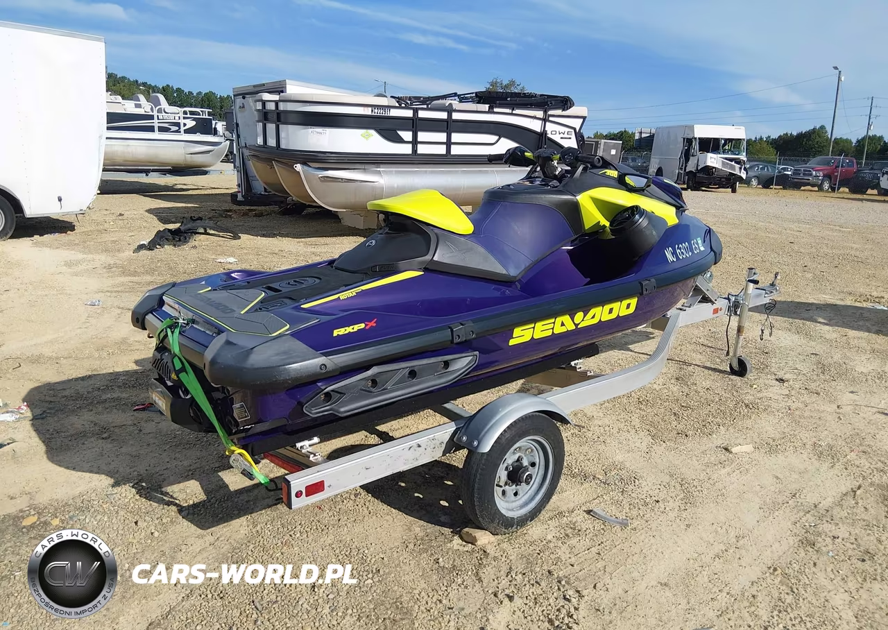 2021 Seadoo Rxt-X 300 & Trailer VIN:YDV29608L021 - 4