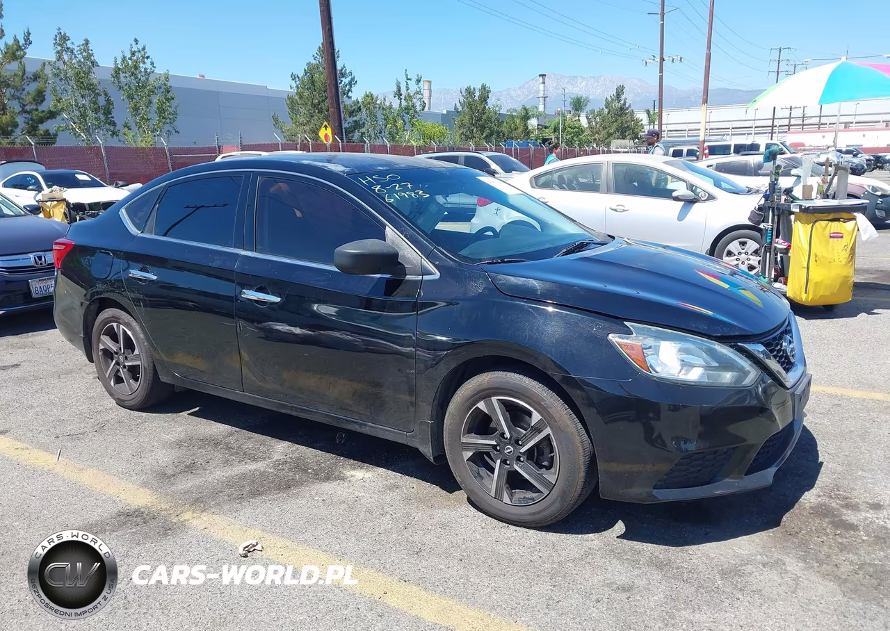 2017 Nissan Sentra S – zdjęcie 1 z 16
