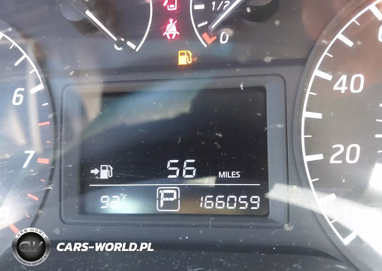 2017 Nissan Sentra S VIN:3N1AB7AP0HY302444 - 15