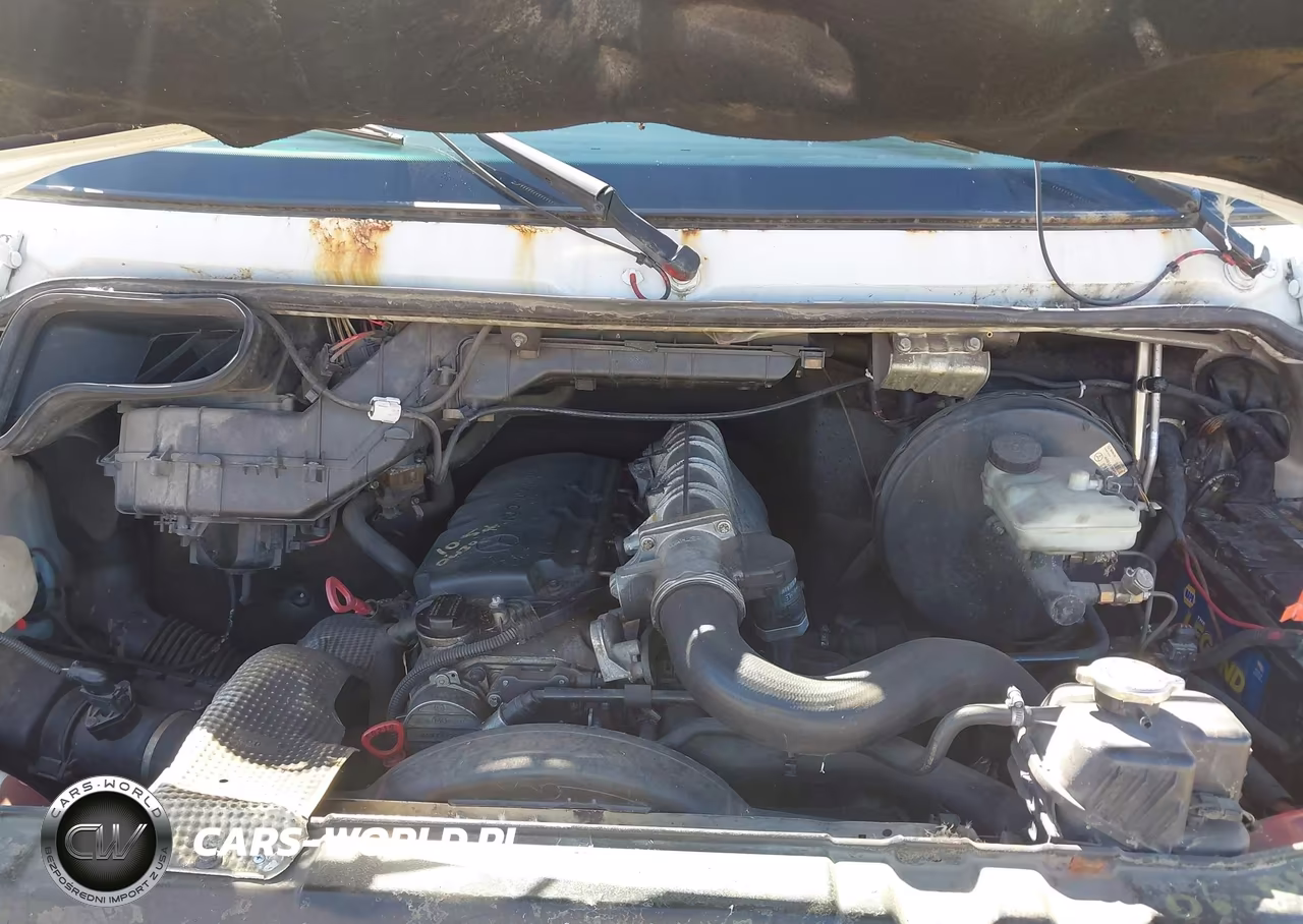 2002 Freightliner Sprinter 2500 VIN:WD2YD241325335117 - 10