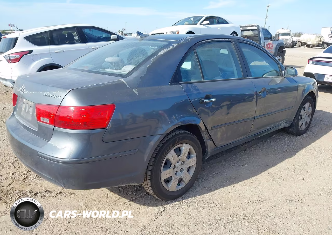 2010 Hyundai Sonata Gls VIN:5NPET4AC0AH616718 - 4