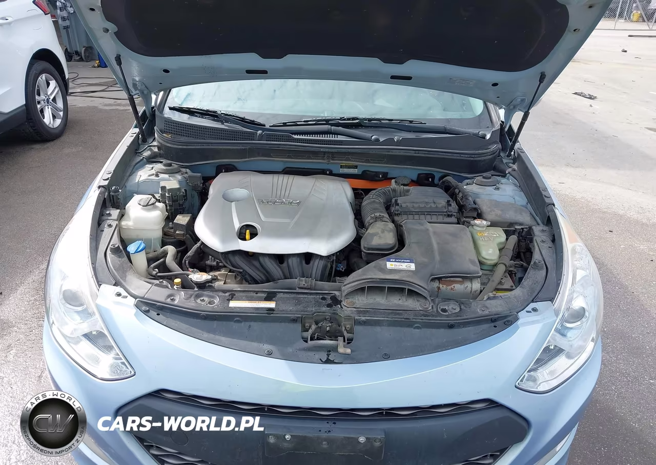 2012 Hyundai Sonata Hybrid VIN:KMHEC4A43CA038578 - 10
