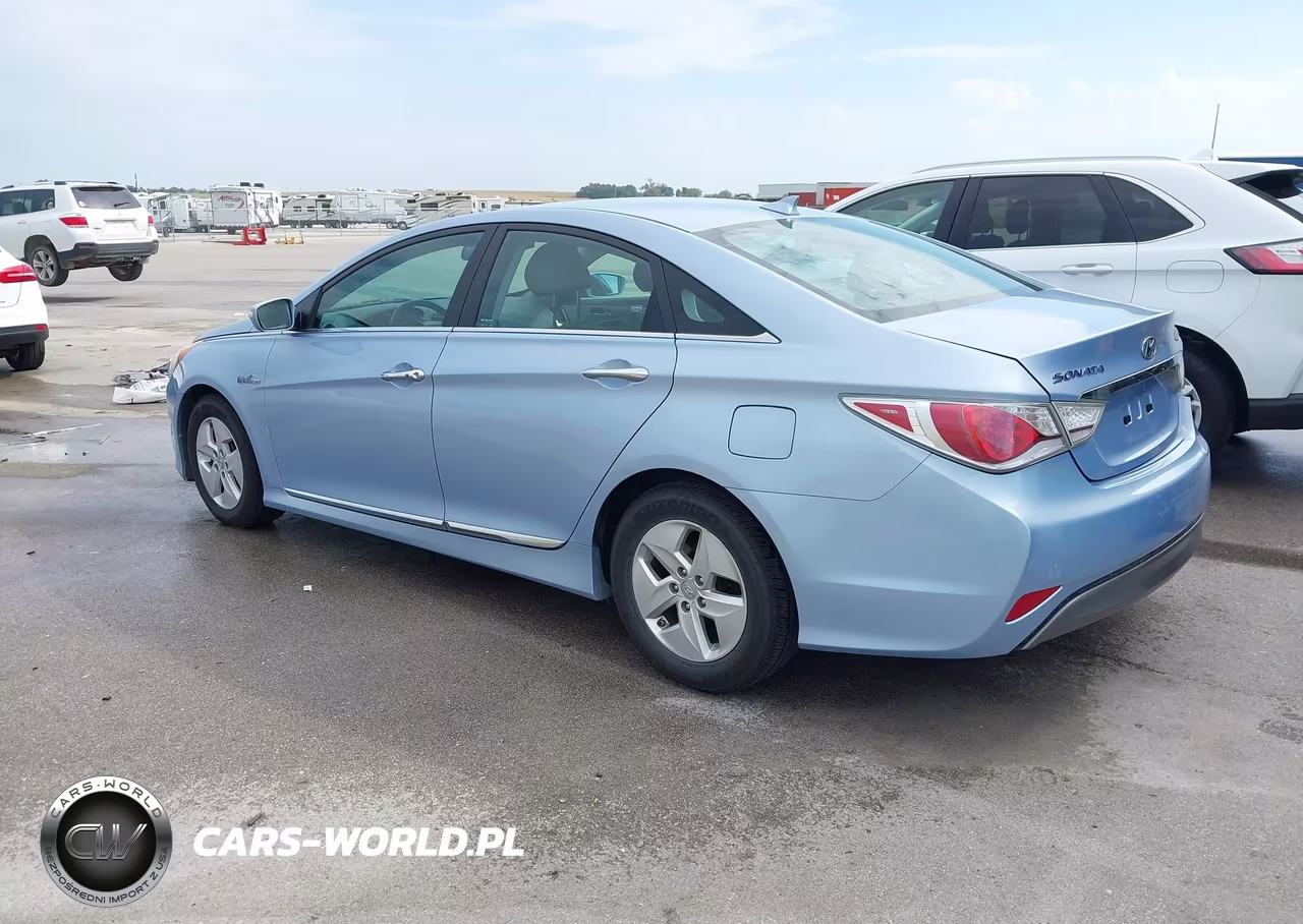 2012 Hyundai Sonata Hybrid VIN:KMHEC4A43CA038578 - 3