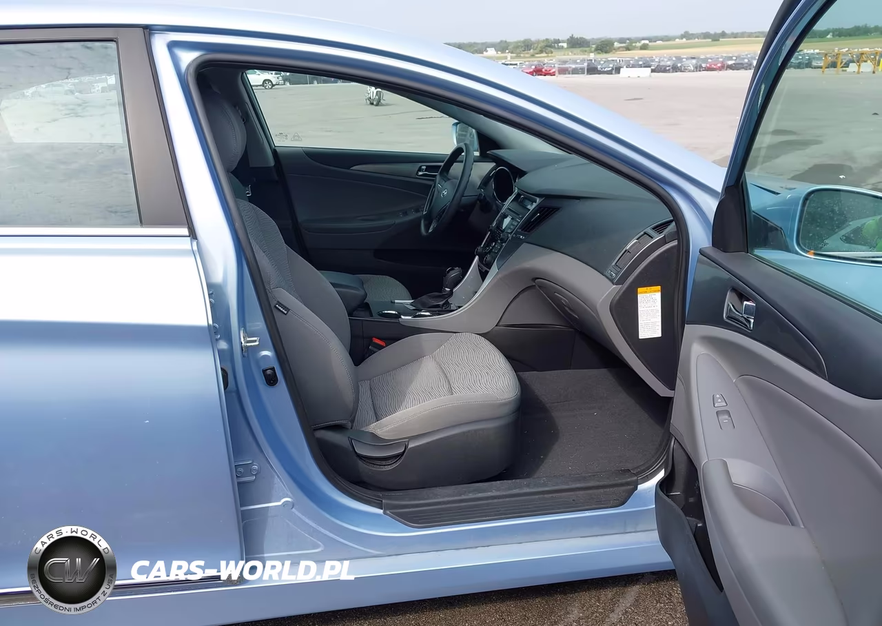 2012 Hyundai Sonata Hybrid VIN:KMHEC4A43CA038578 - 5