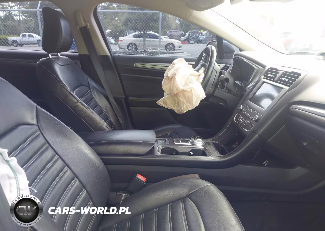 2020 Ford Fusion Se VIN:3FA6P0HD4LR132217 - 5