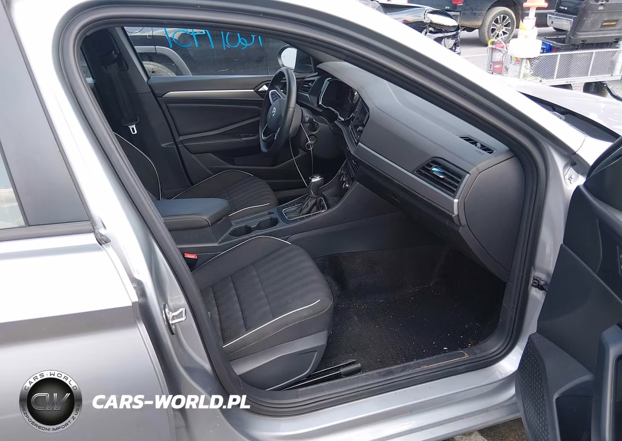 2024 Volkswagen Jetta 1.5T Sport VIN:3VWBM7BU2RM039976 - 5