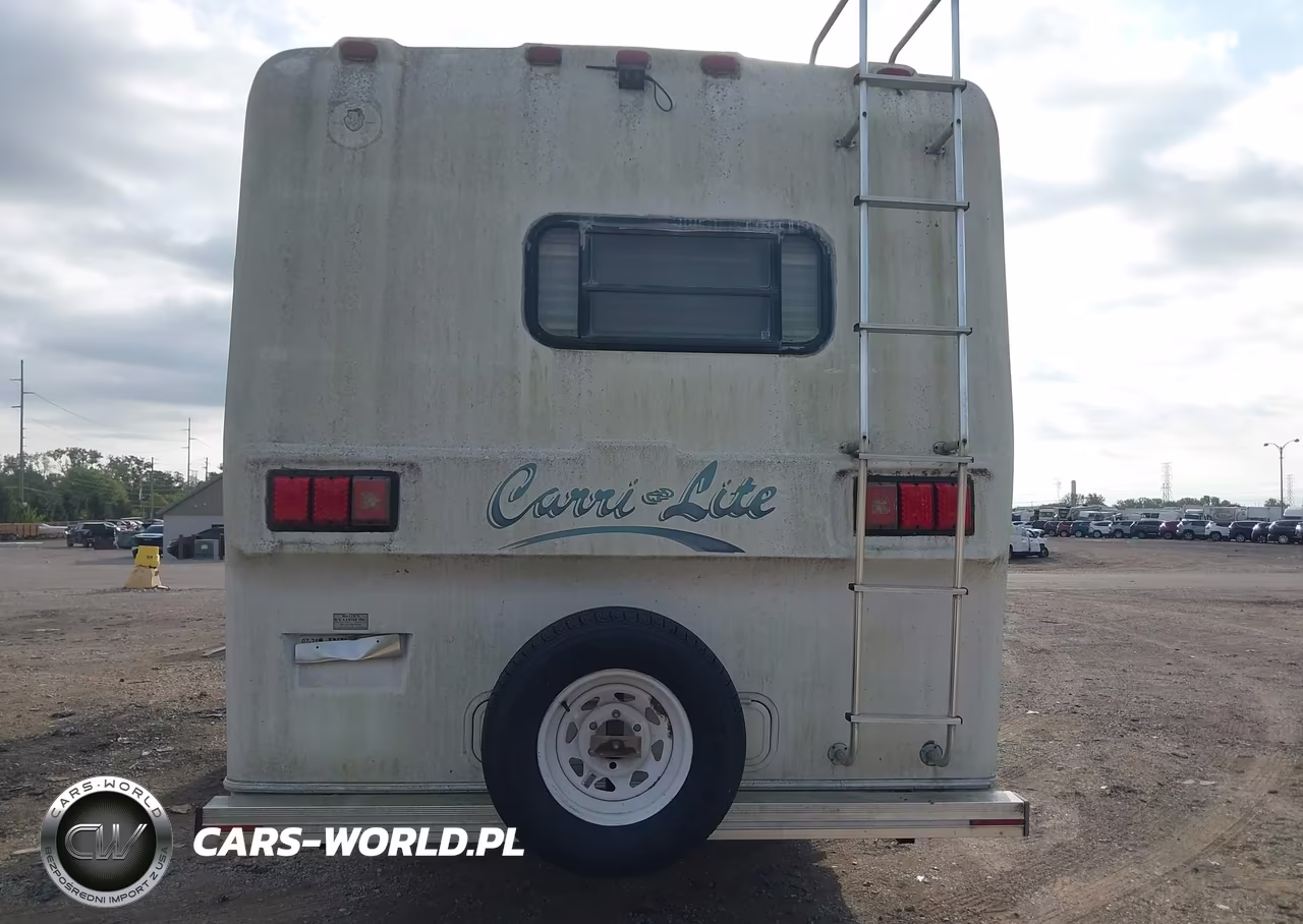 1999 Carriage Delux VIN:16F62C3N5X1013859 - 16