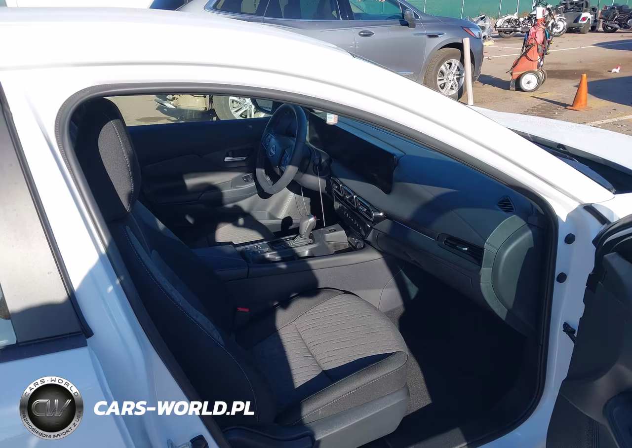 2026 Nissan Sentra Sv VIN:3N1AB9CV0TY281000 - 5