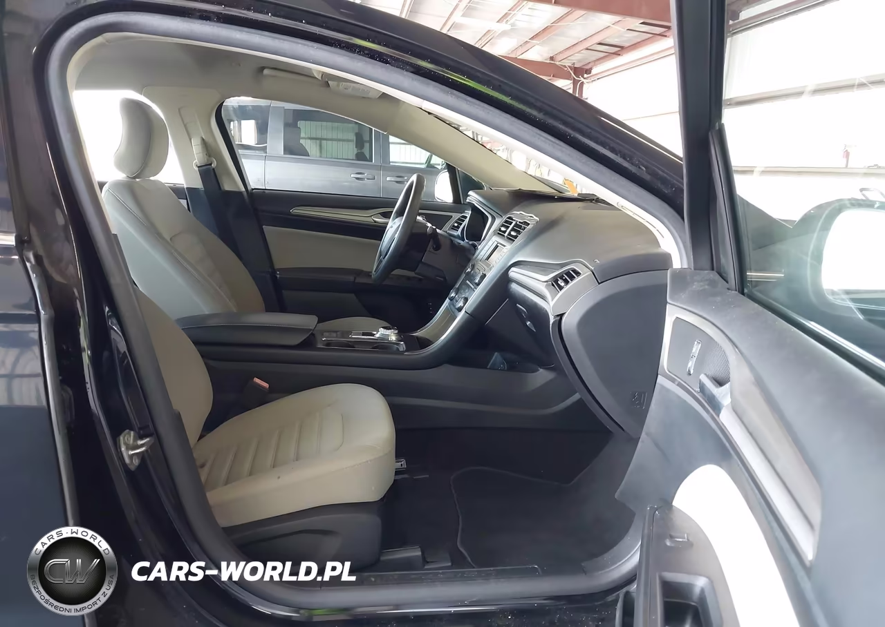 2018 Ford Fusion Hybrid S VIN:3FA6P0UU1JR271580 - 5