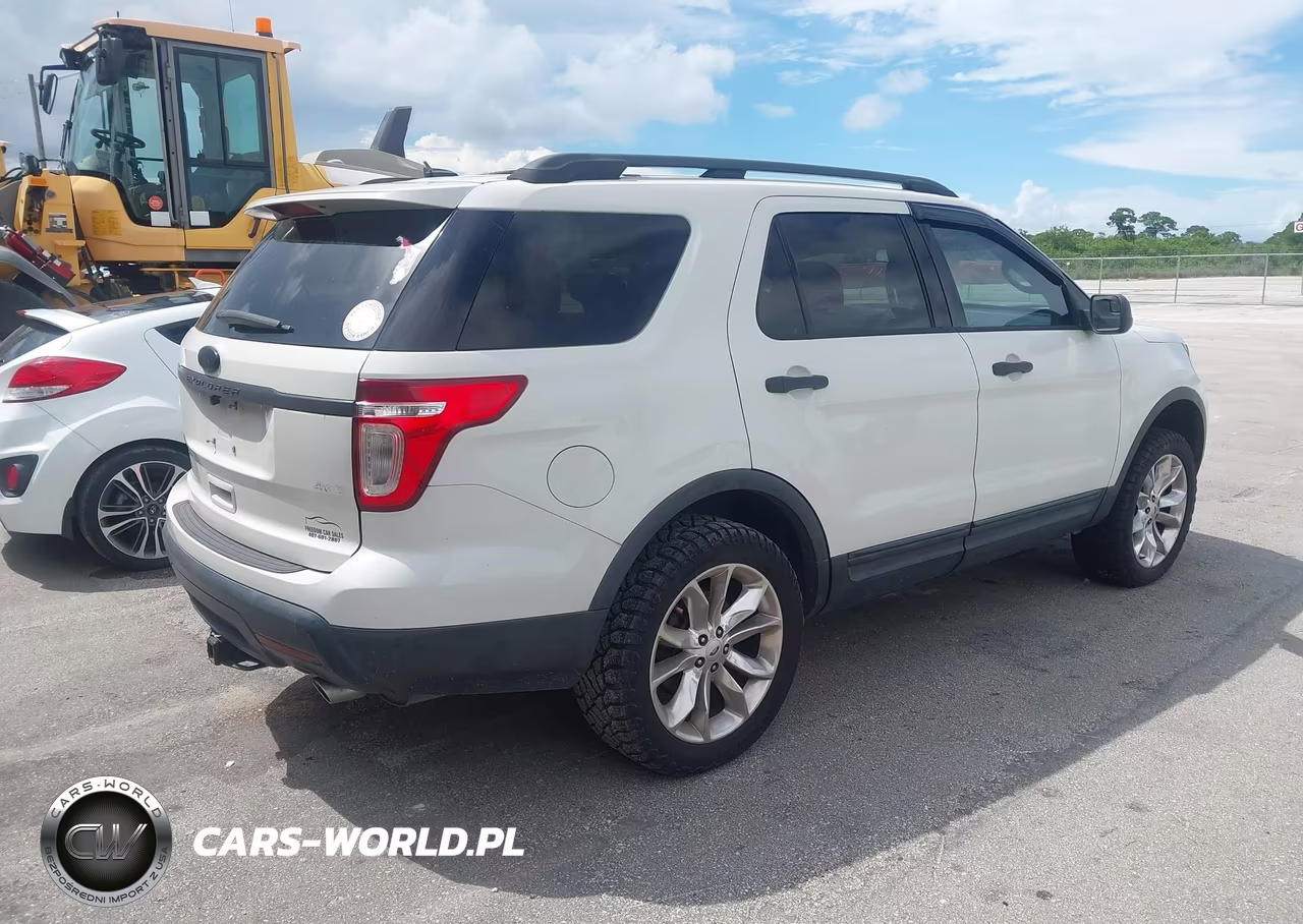 2011 Ford Explorer VIN:1FMHK8B8XBGA43524 - 4