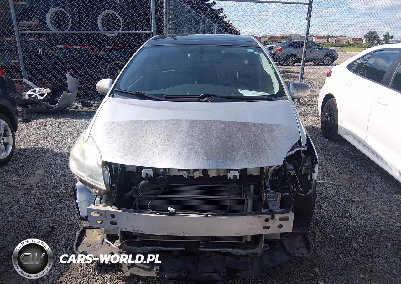 2015 Toyota Prius Four VIN:JTDKN3DU1F1994511 - 13