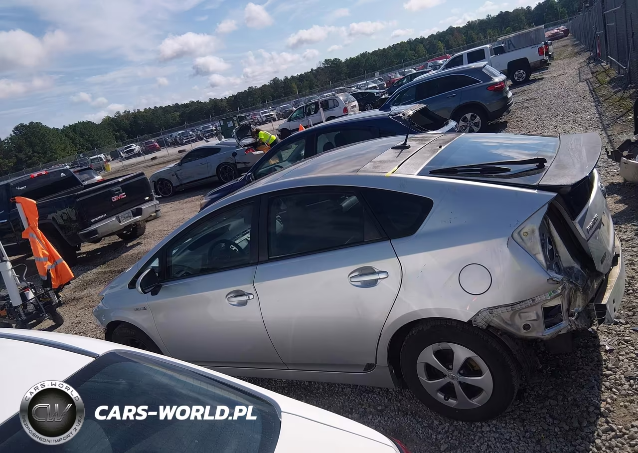 2015 Toyota Prius Four VIN:JTDKN3DU1F1994511 - 15