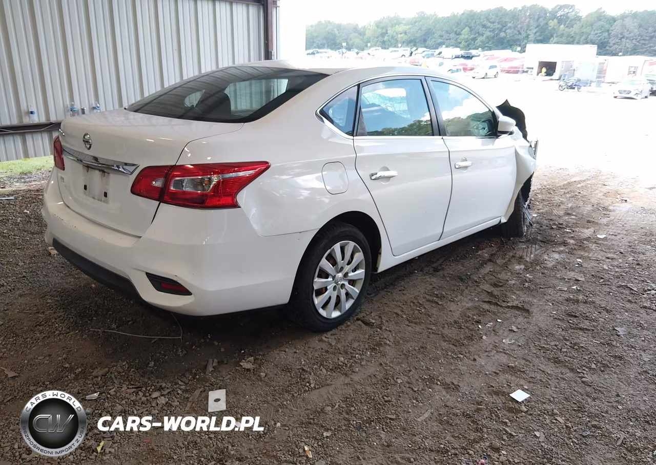 2018 Nissan Sentra S VIN:3N1AB7APXJY204852 - 4