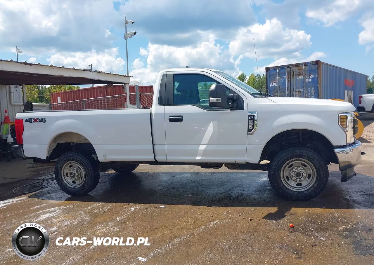 2018 Ford F-250 Xl VIN:1FTBF2B66JEC83786 - 17