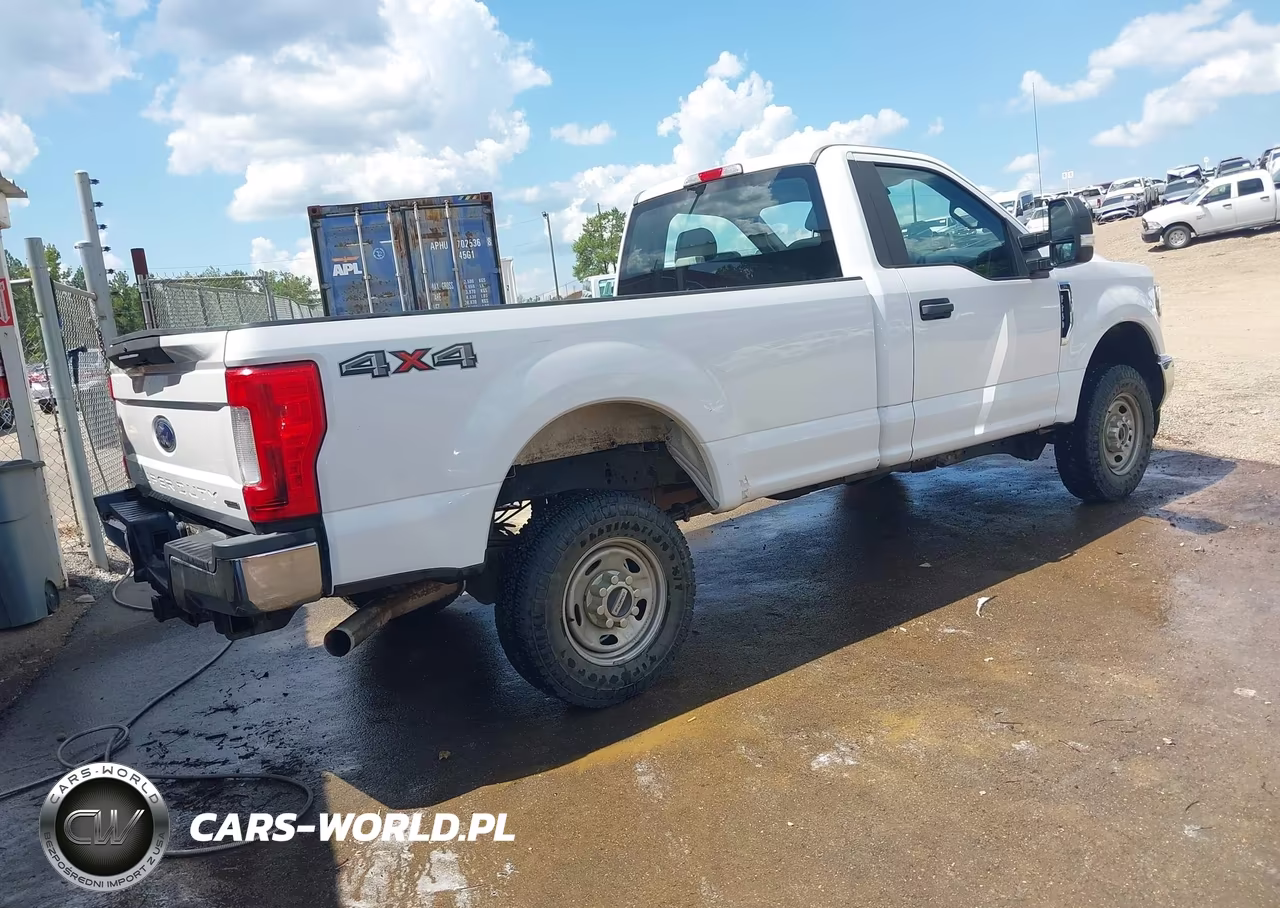 2018 Ford F-250 Xl VIN:1FTBF2B66JEC83786 - 4