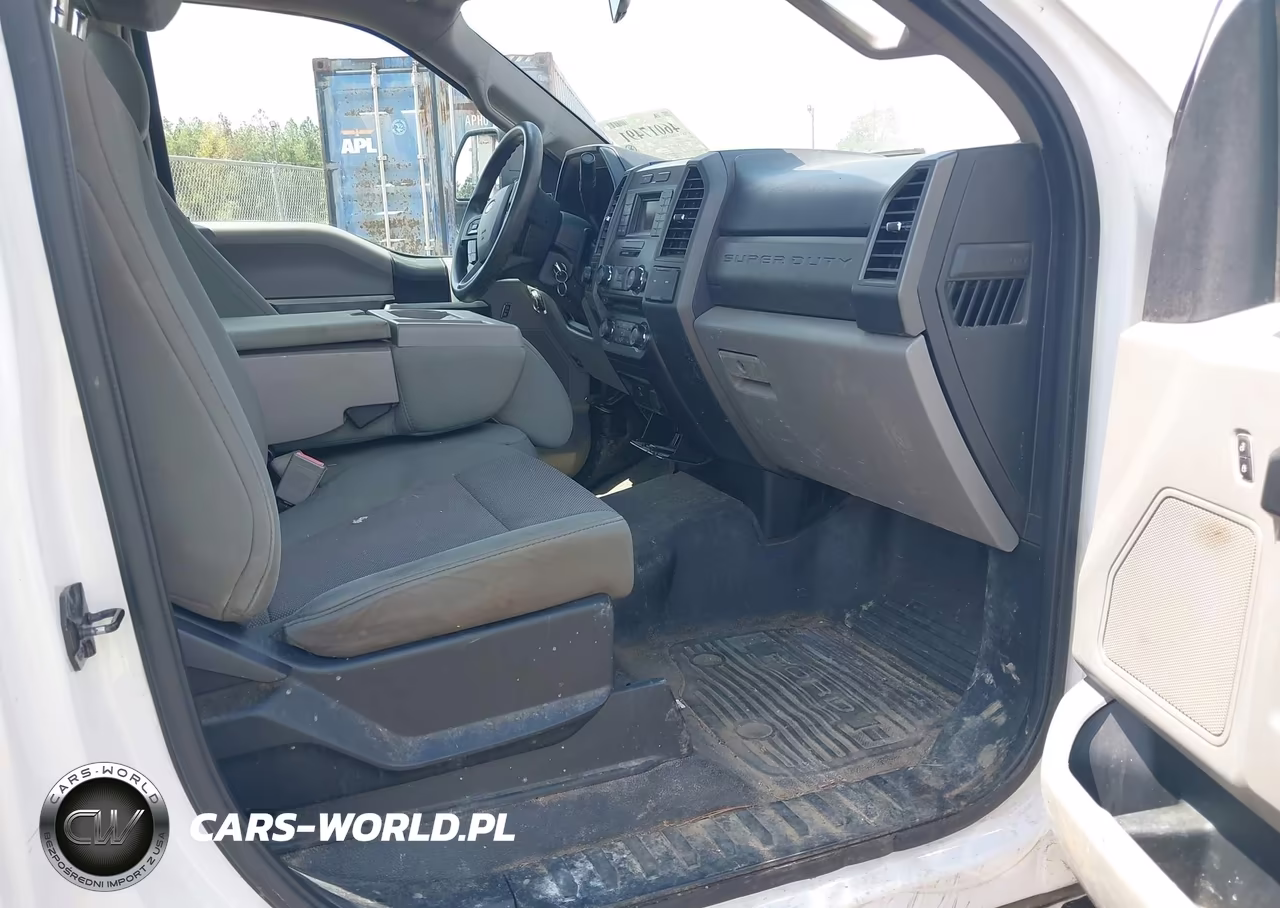 2018 Ford F-250 Xl VIN:1FTBF2B66JEC83786 - 5