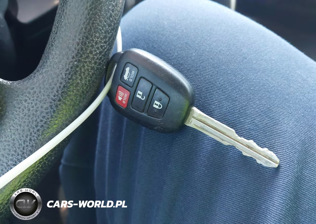2017 Toyota Corolla Le VIN:5YFBURHE7HP580981 - 11