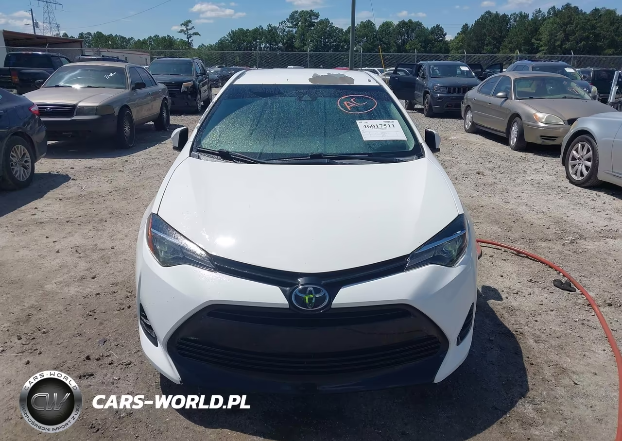 2017 Toyota Corolla Le VIN:5YFBURHE7HP580981 - 12