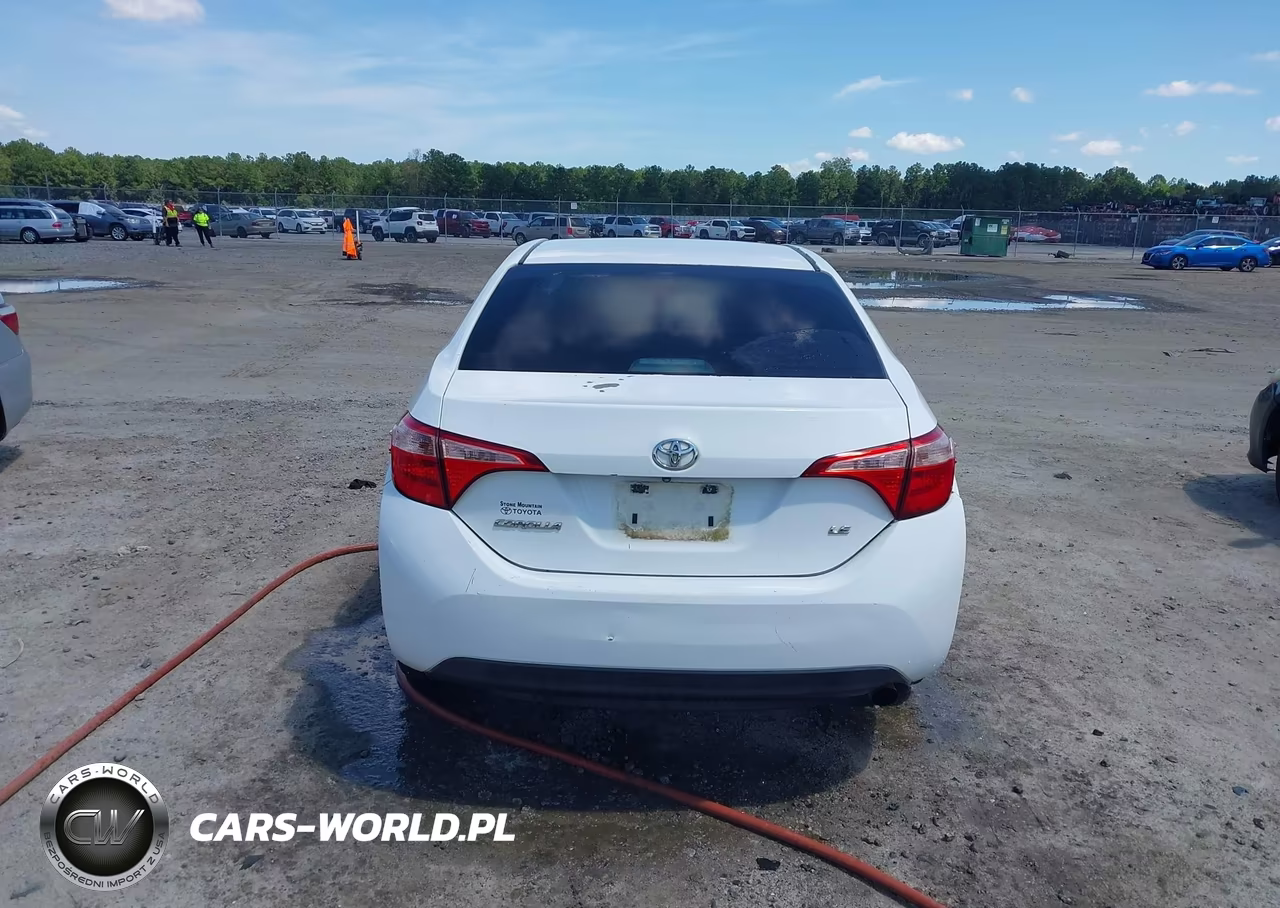 2017 Toyota Corolla Le VIN:5YFBURHE7HP580981 - 16