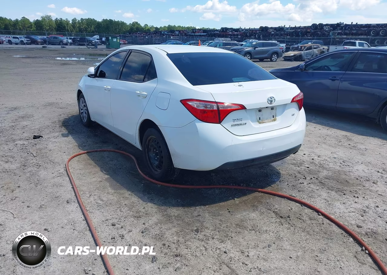 2017 Toyota Corolla Le VIN:5YFBURHE7HP580981 - 3