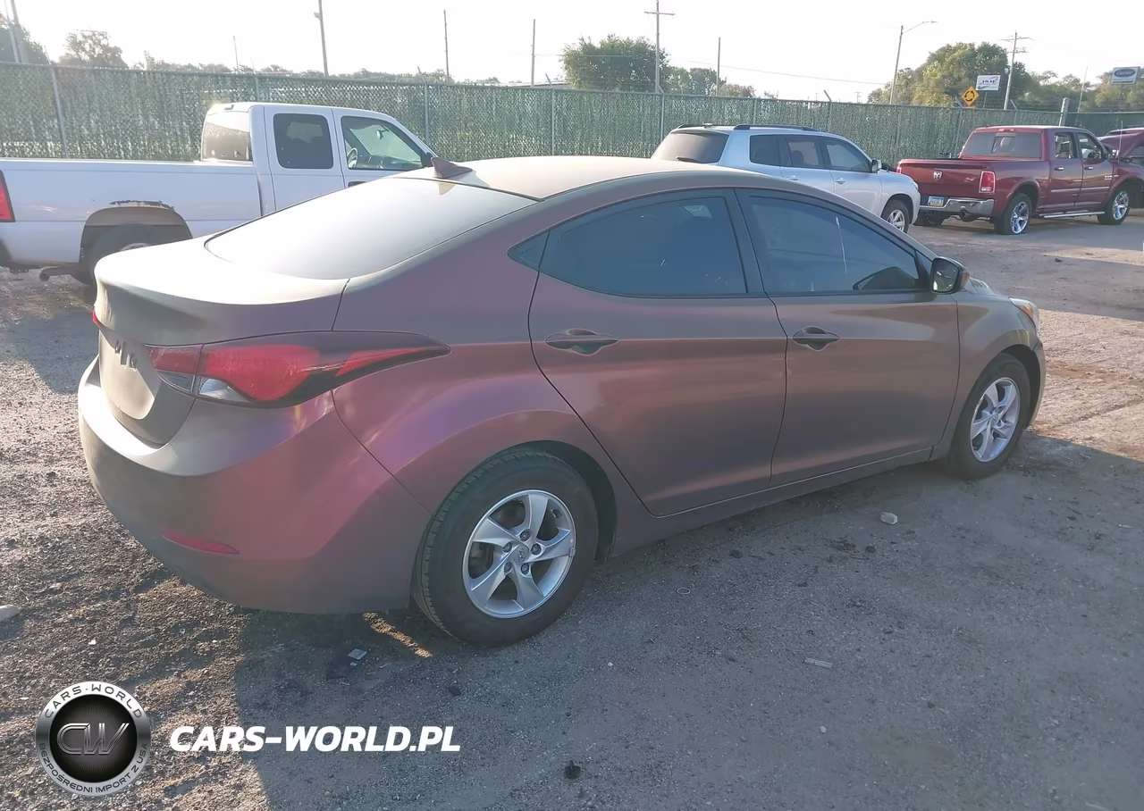 2015 Hyundai Elantra Se VIN:5NPDH4AEXFH580686 - 4