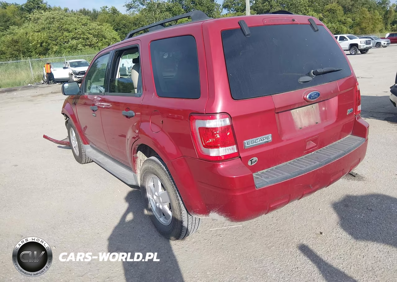 2011 Ford Escape Xlt VIN:1FMCU0DG7BKA91053 - 3