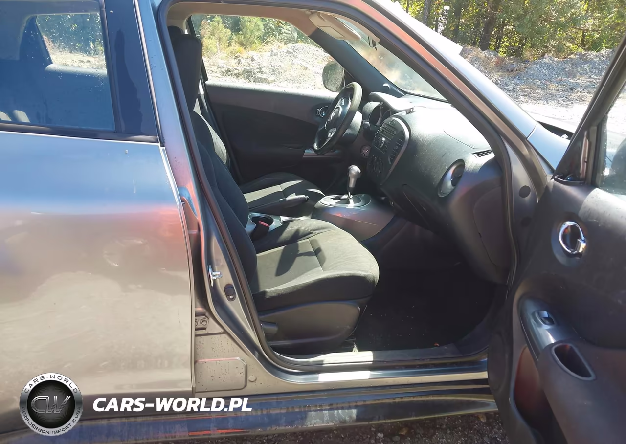 2014 Nissan Juke S VIN:JN8AF5MR9ET451284 - 5
