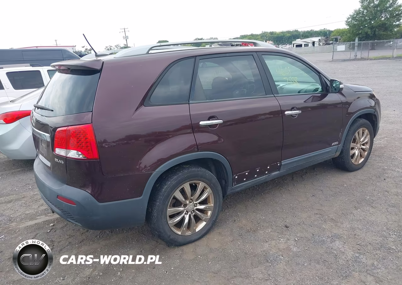 2011 Kia Sorento Ex V6 VIN:5XYKUDA2XBG037669 - 4
