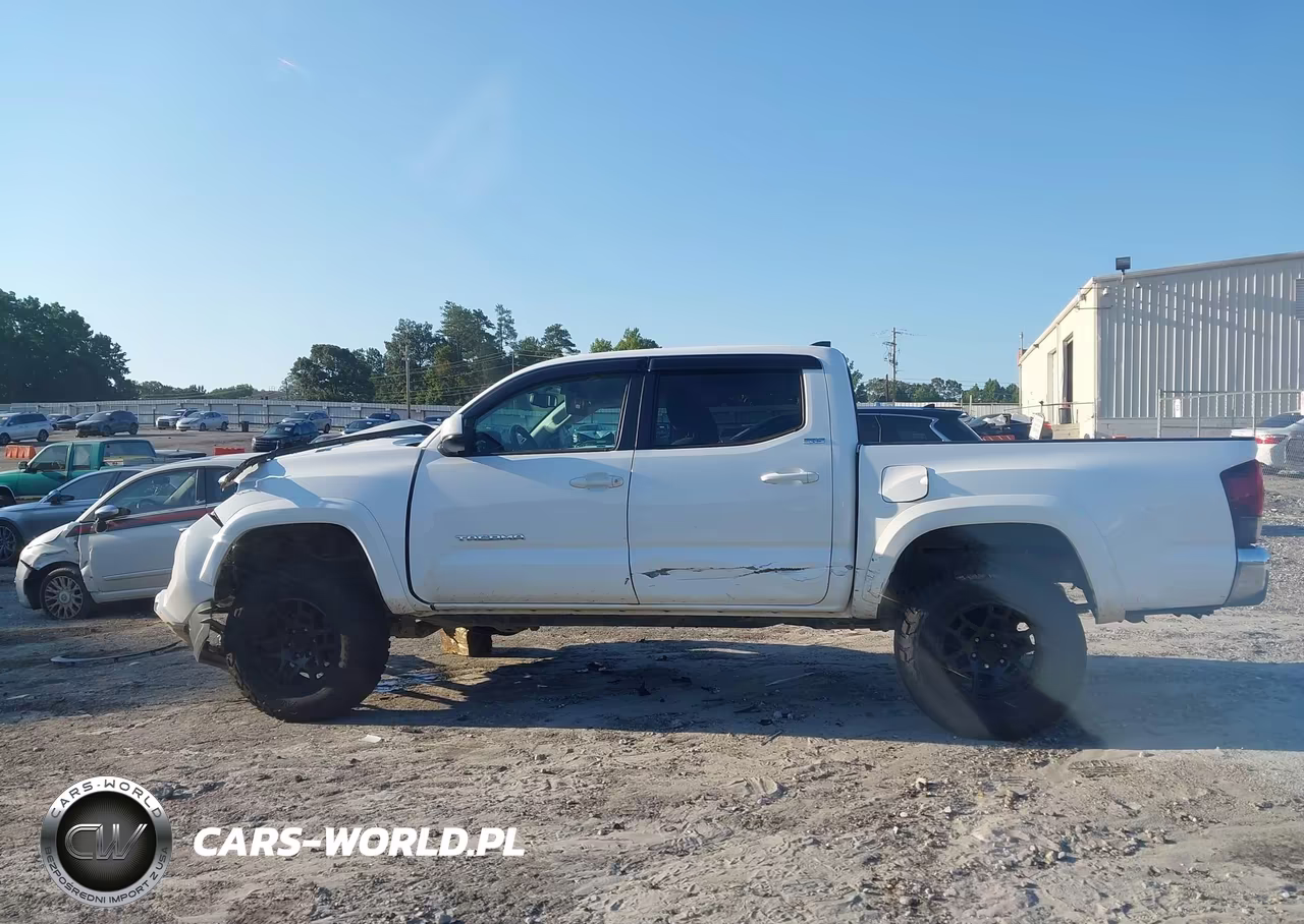 2017 Toyota Tacoma Sr5 V6 VIN:5TFAZ5CN8HX047889 - 14