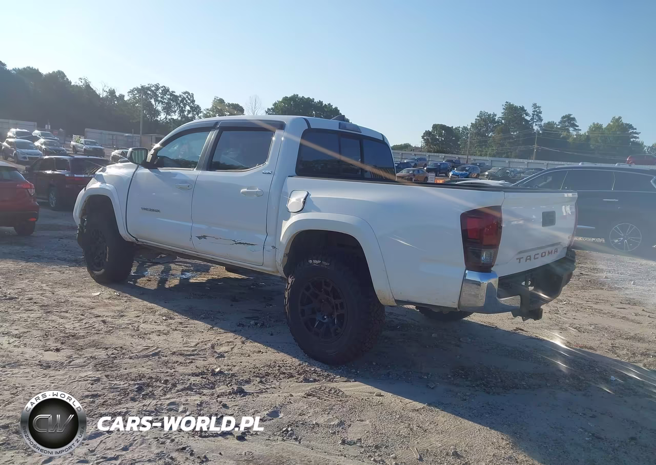 2017 Toyota Tacoma Sr5 V6 VIN:5TFAZ5CN8HX047889 - 3