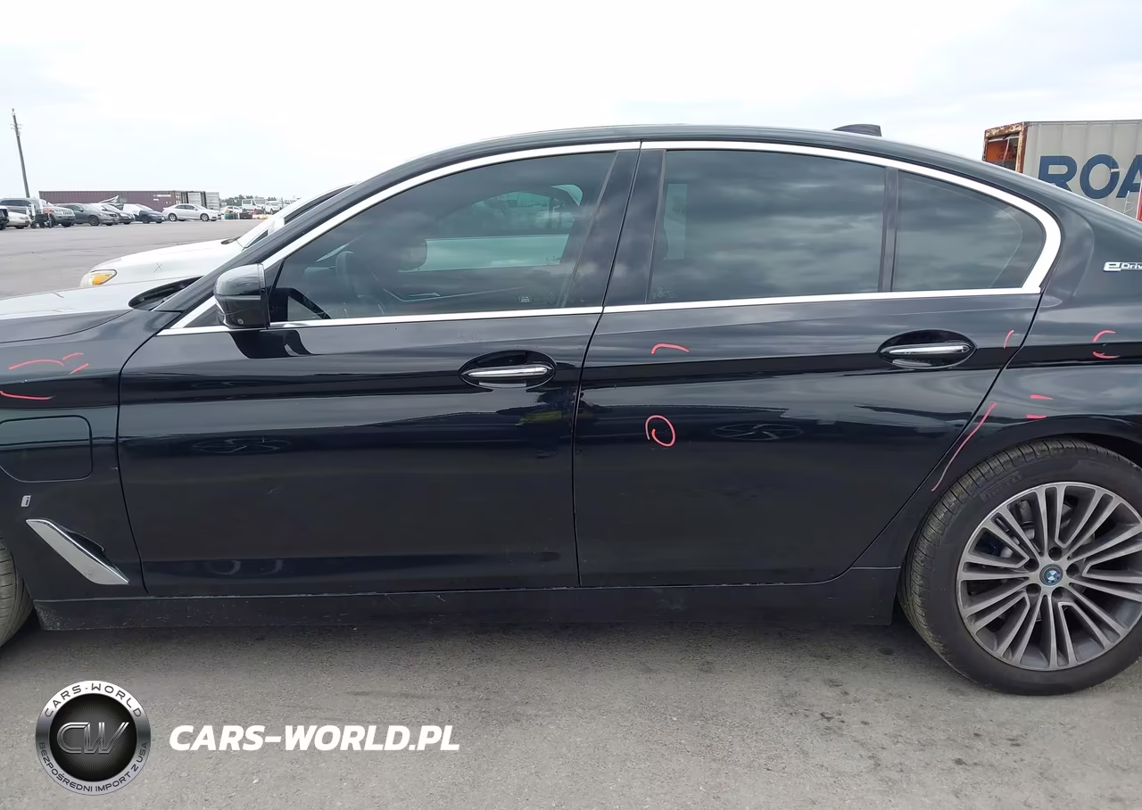 2018 BMW 530E Iperformance VIN:WBAJA9C52JB033940 - 15
