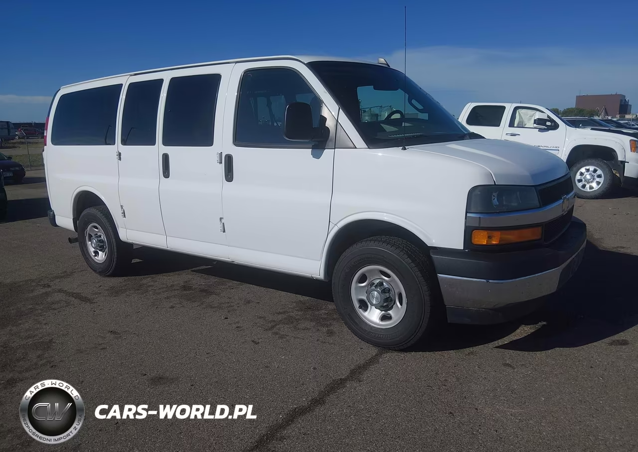 2018 Chevrolet Express 2500 Lt