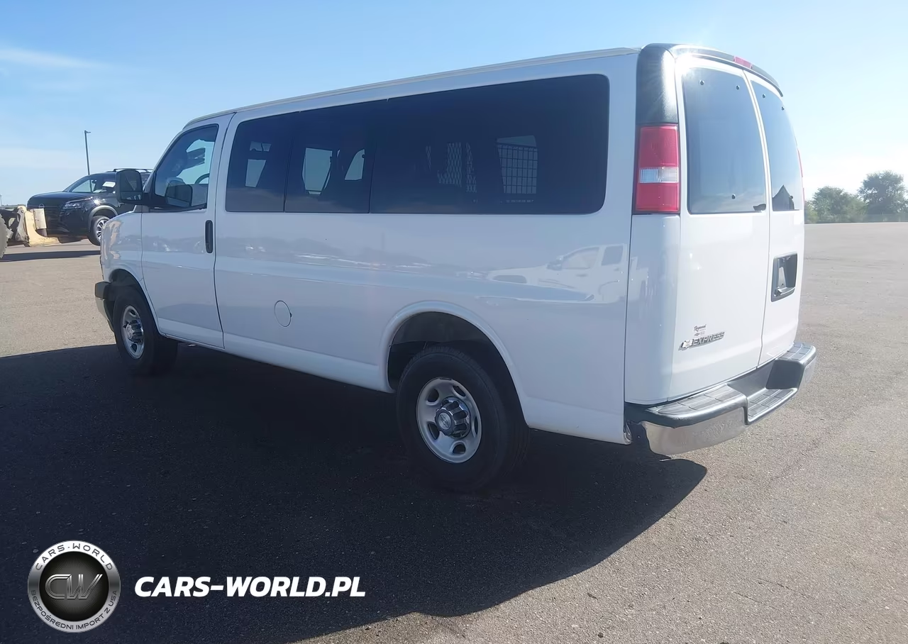2018 Chevrolet Express 2500 Lt VIN:1GAWGFFP7J1341509 - 3